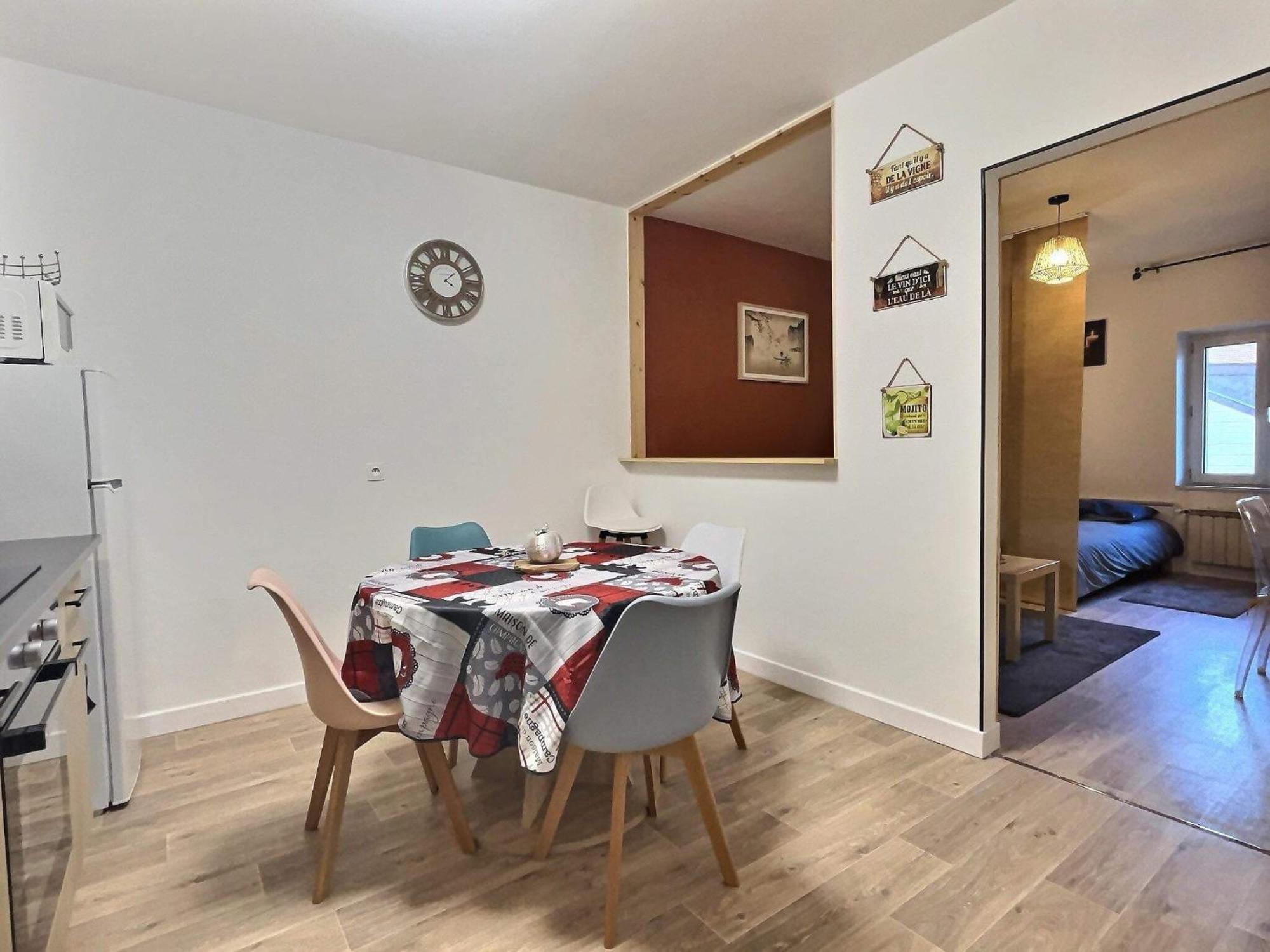 Petit Cocon Apartment Сент-Аволд Екстериор снимка